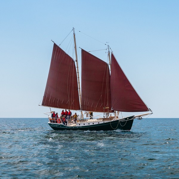 Sail Lake Superior