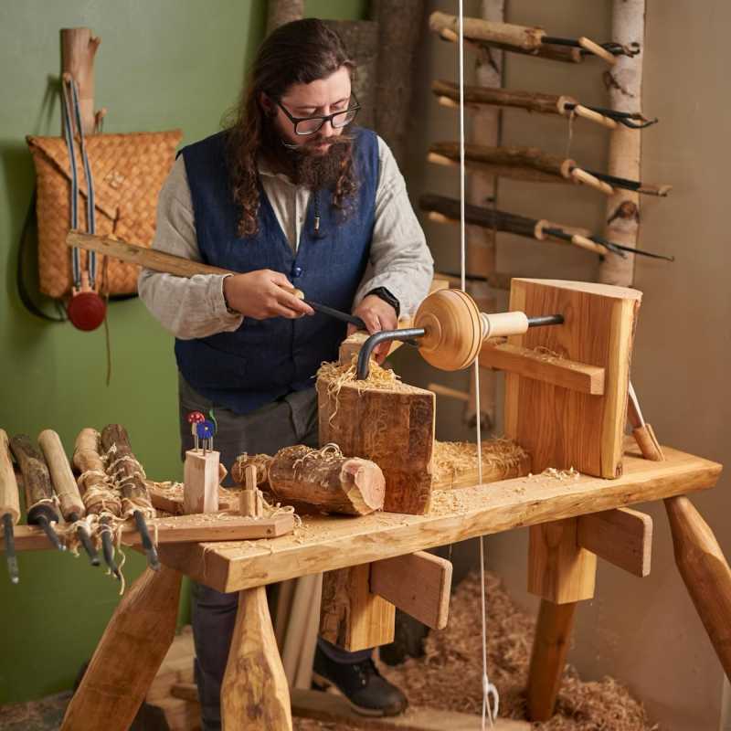 North House Folk School photo of instructor, Derek Brabender