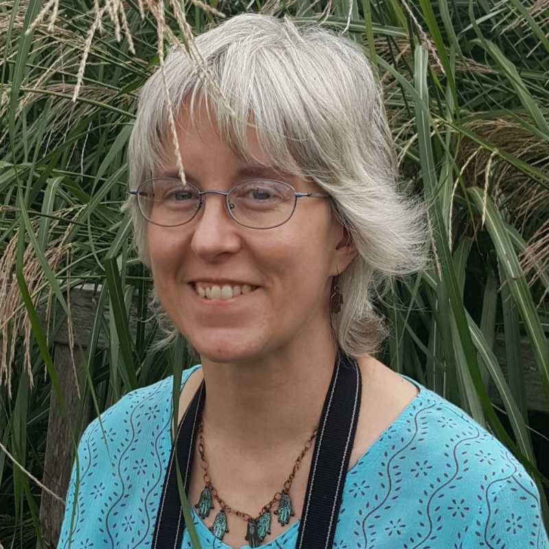 North House Folk School photo of instructor, Peg Deppe