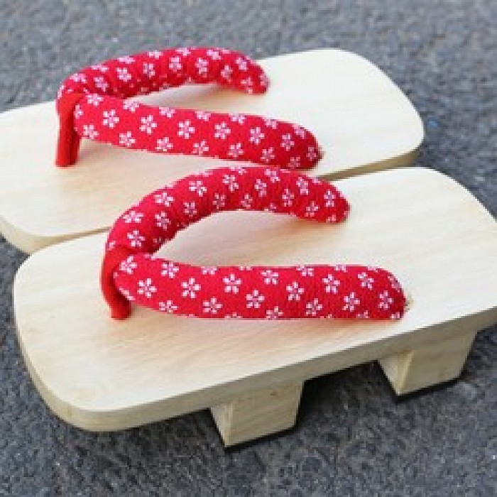 Teaser image for Wooden Japanese Sandals: Make Your Own