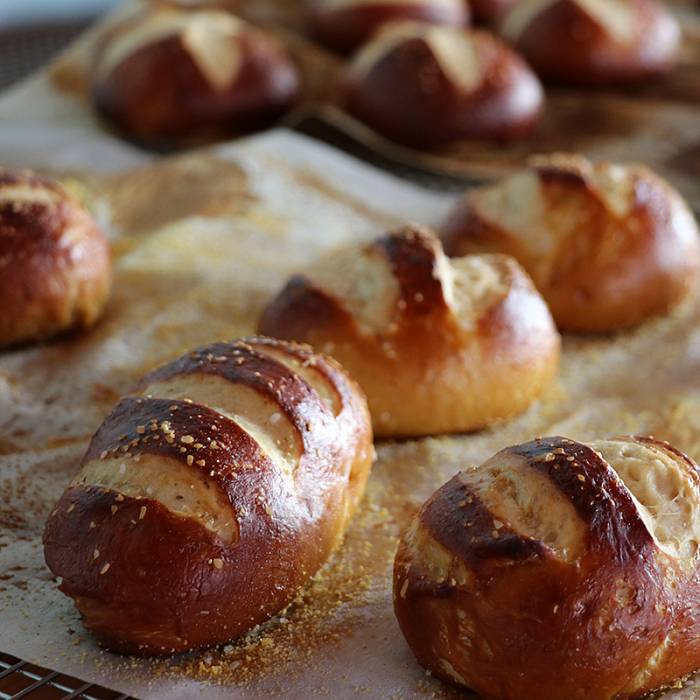 Teaser image for Poached Breads: Bagels and Pretzel Buns Online Course