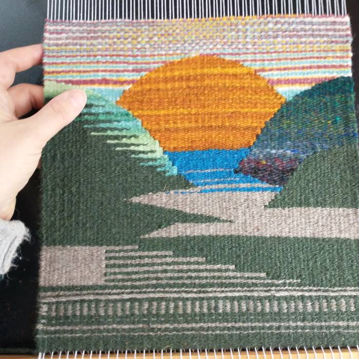 Introduction to Modern Tapestry Weaving