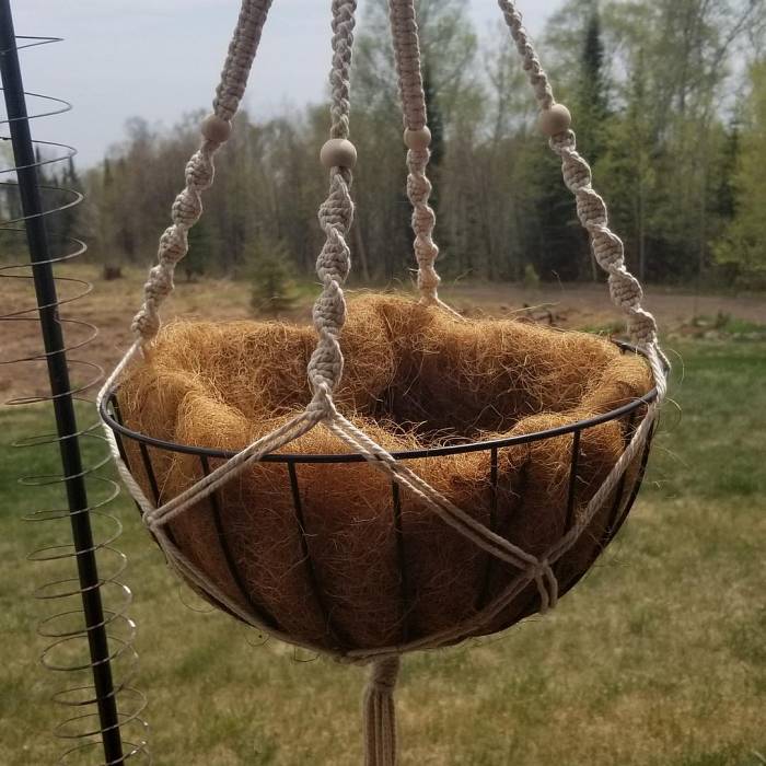 Teaser image for Macrame Planter Hanger Online Course