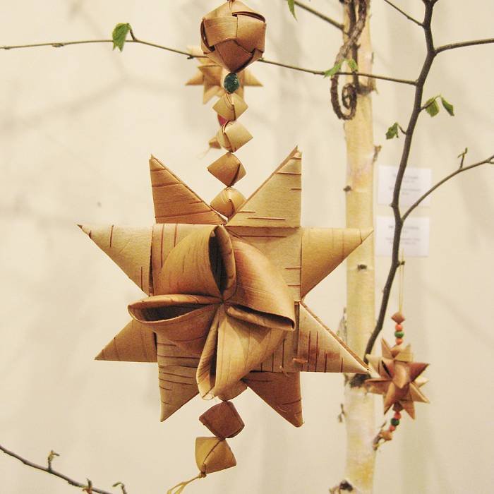 Teaser image for Weaving Holiday Ornaments From Birch Bark